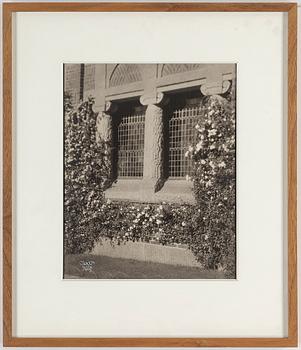 HENRY B. GOODWIN, tre fotografier signerade Goodwin och daterade 1928.