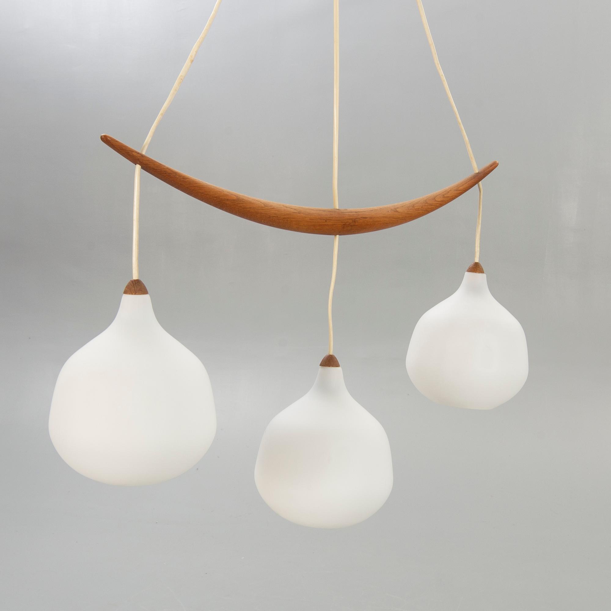 Uno & Östen Kristiansson, ceiling lamp, Luxury, Vittsjö, 50s-60s, "Bananen".