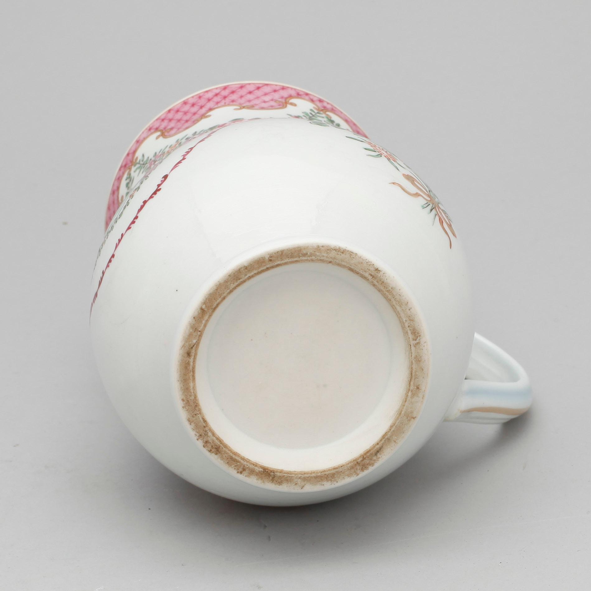 MUGG, porslin, möjligen Samson, Frankrike, 1800-talets slut.