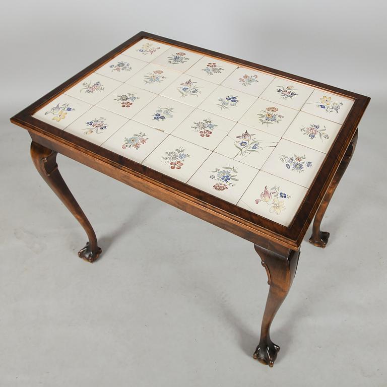BORD, Chippendale stil, 1900-talets första hälft.