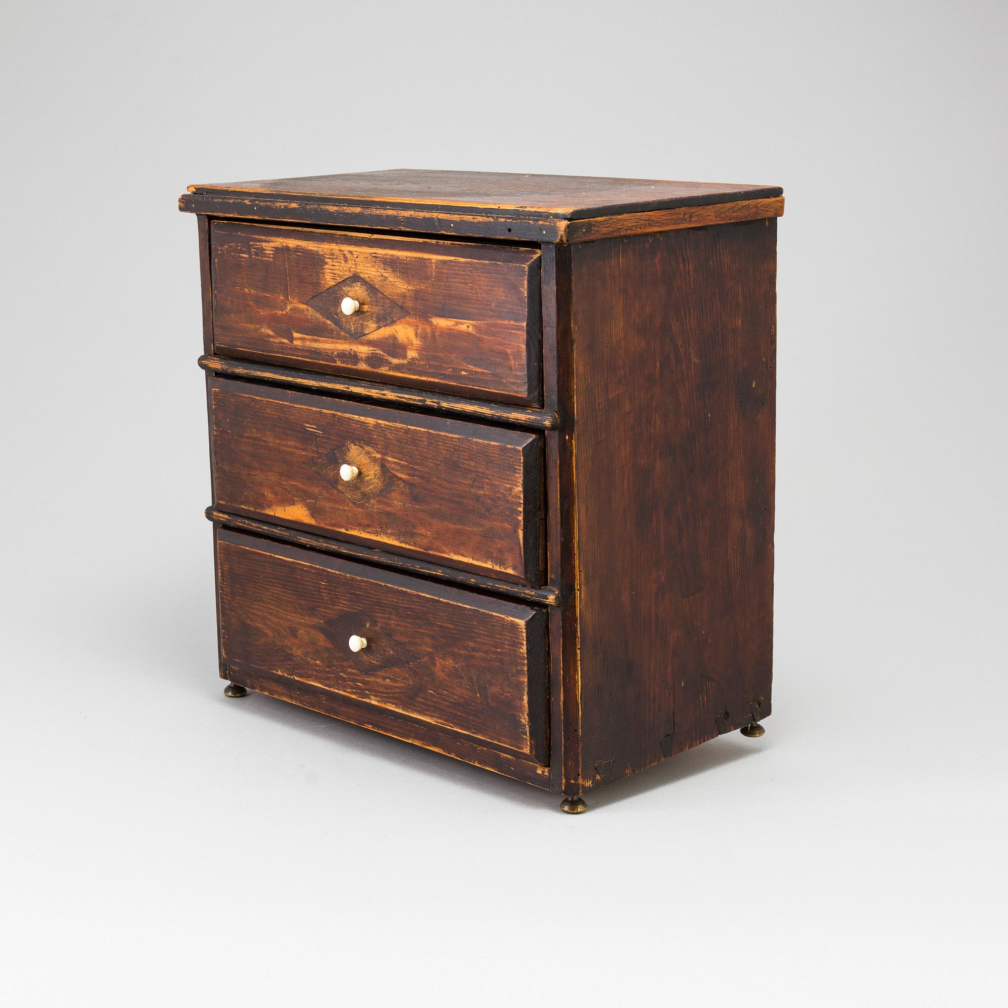 BARNBYRÅ/MINIATYRBYRÅ, omkring 1900.