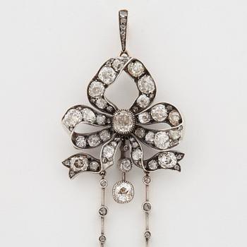 A old- and rosecut diamond pendant. Probably 1860s.