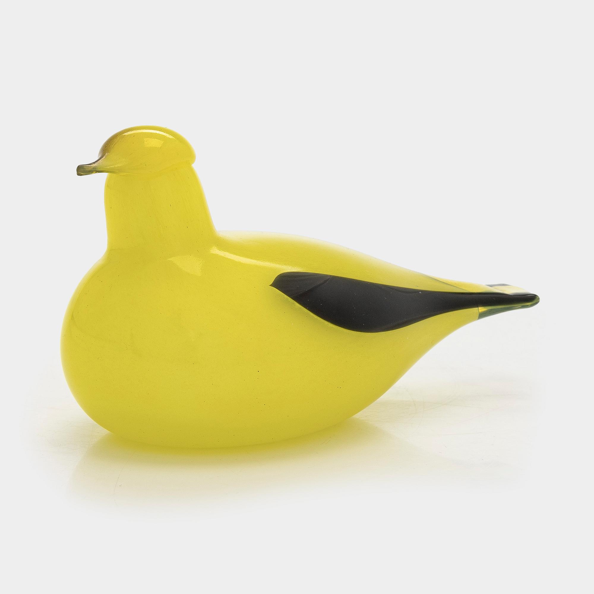 Oiva Toikka, a "Golden Oriole" glass bird, signed O. Toikka Nuutajärvi.