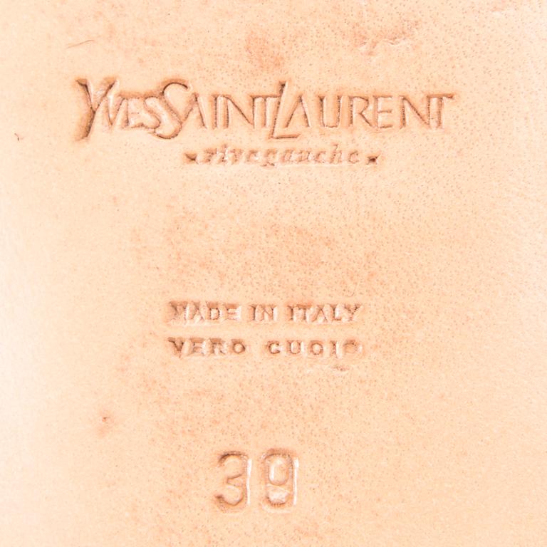SKOR, Yves Saint Laurent.