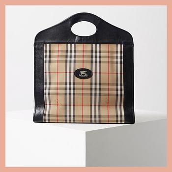 VÄSKA, Burberry.