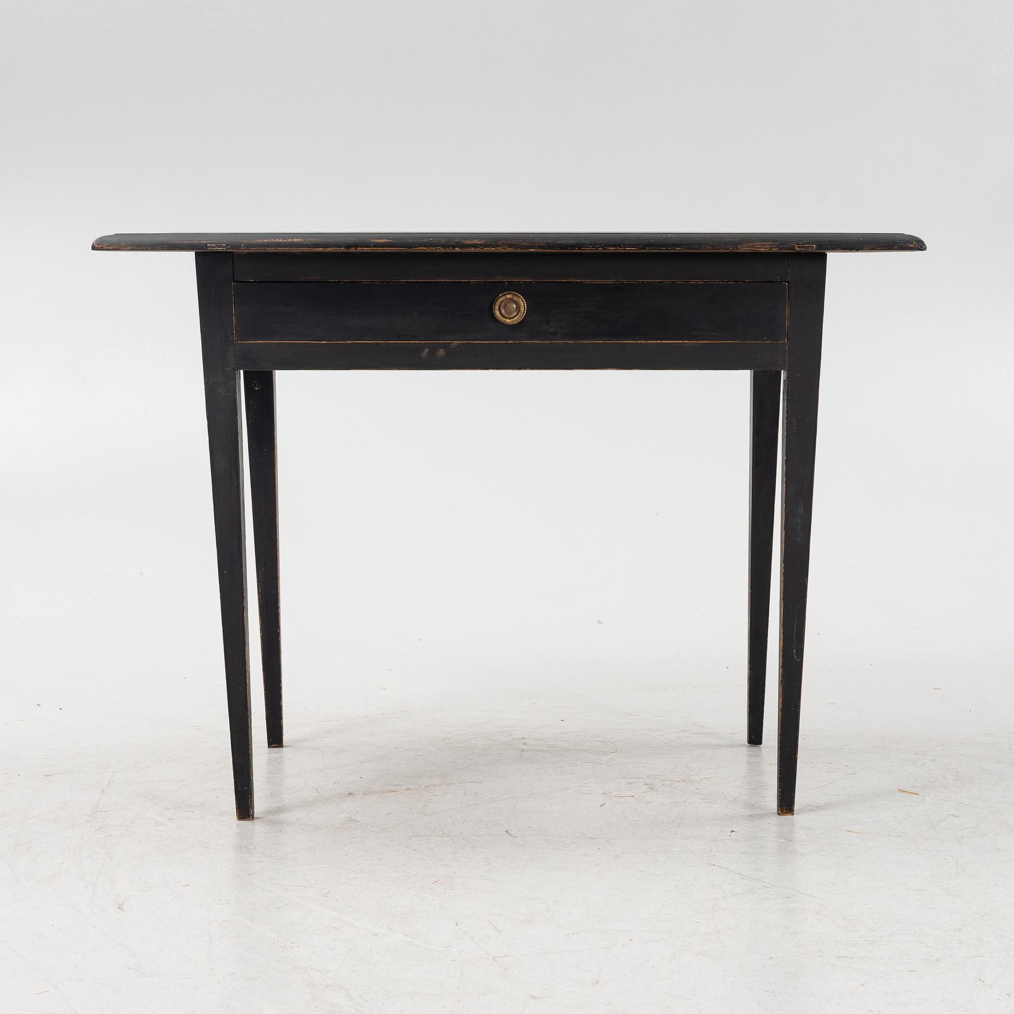 A painted table with a drawer, 19th/20th Century.