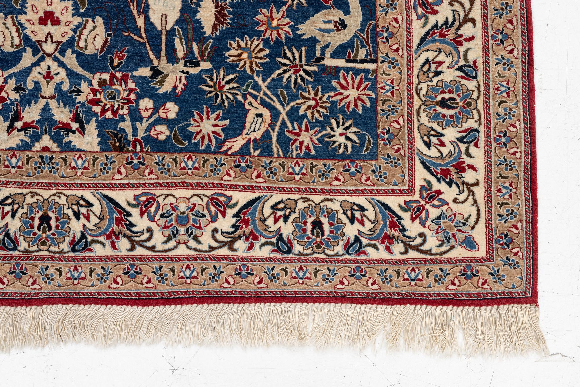 Carpet, Isfahan, ca 155 x 105 cm.