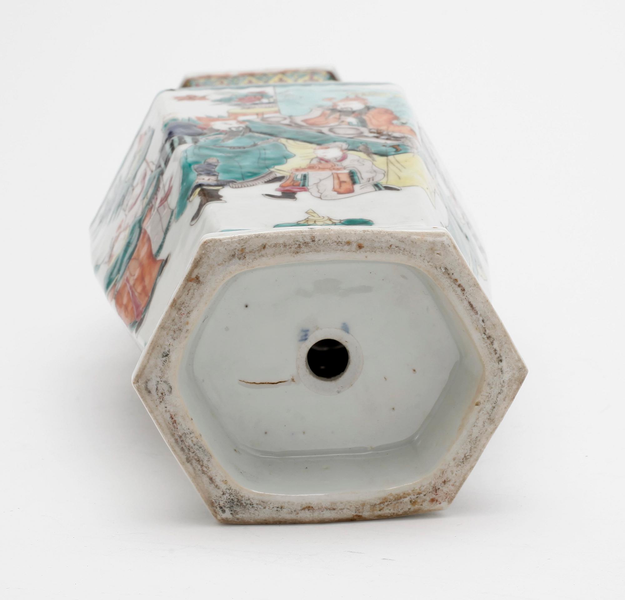 VAS / LAMPFOT, porslin, Kina, 1800-tal.