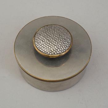 ESTRID ERICSON, burk med lock, för Firma Svenskt Tenn, Stockholm 1956.