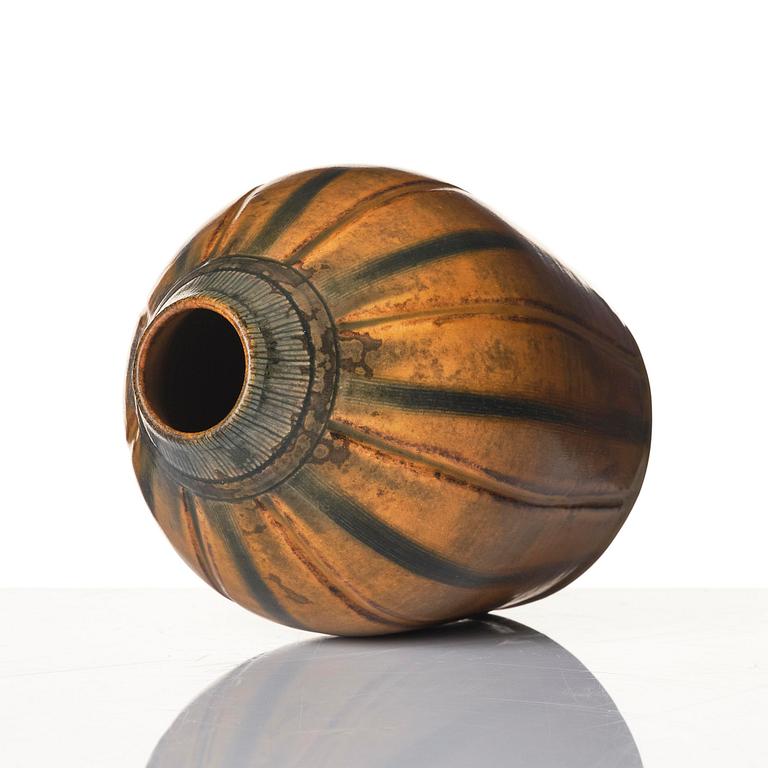 Wilhelm Kåge, a Farsta stoneware vas, Gustavsberg Studio 1953.