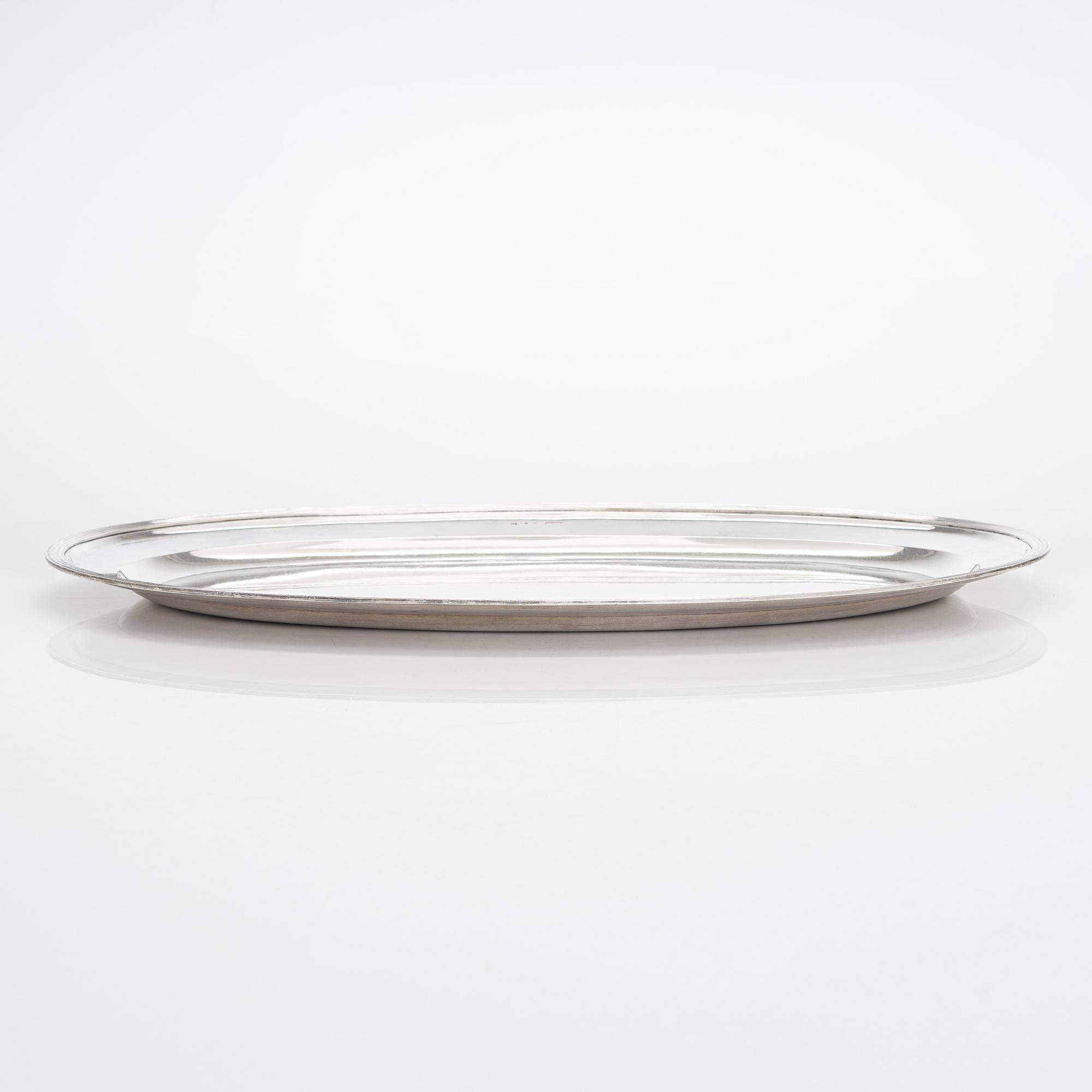 J.T. Buntzell, a silver serving dish, Saint Petersburg 1832.