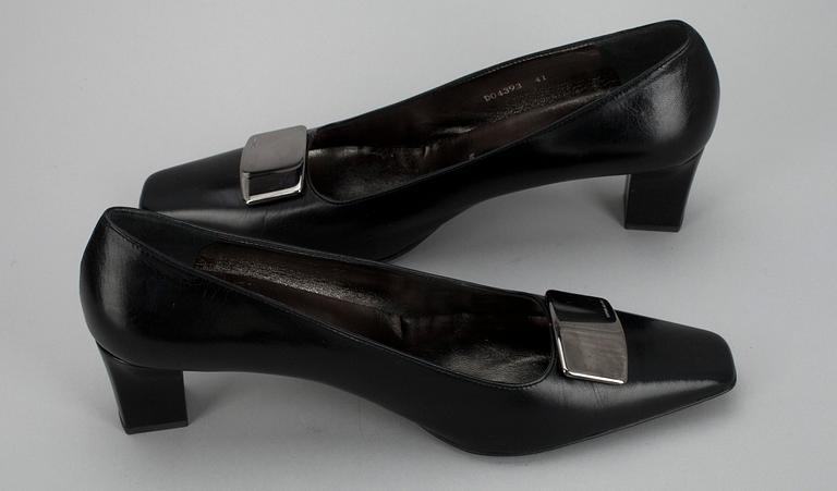 SKOR, pumps, Bruno Magli i originalkartong.