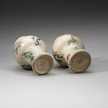 A pair of ge glazed vases, Qing dynasty, 19th Century.