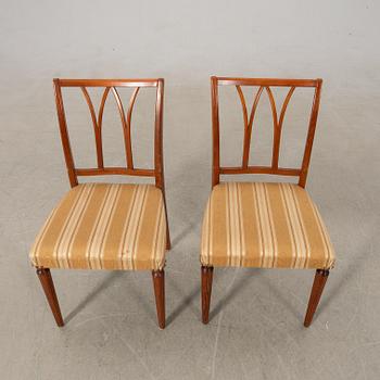 Stolar ett par 1900-talets mitt.