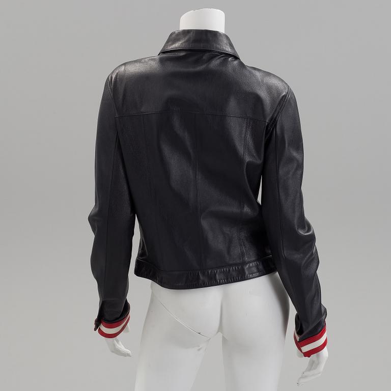A leather jacket by Blumarine, in size 44(IT).