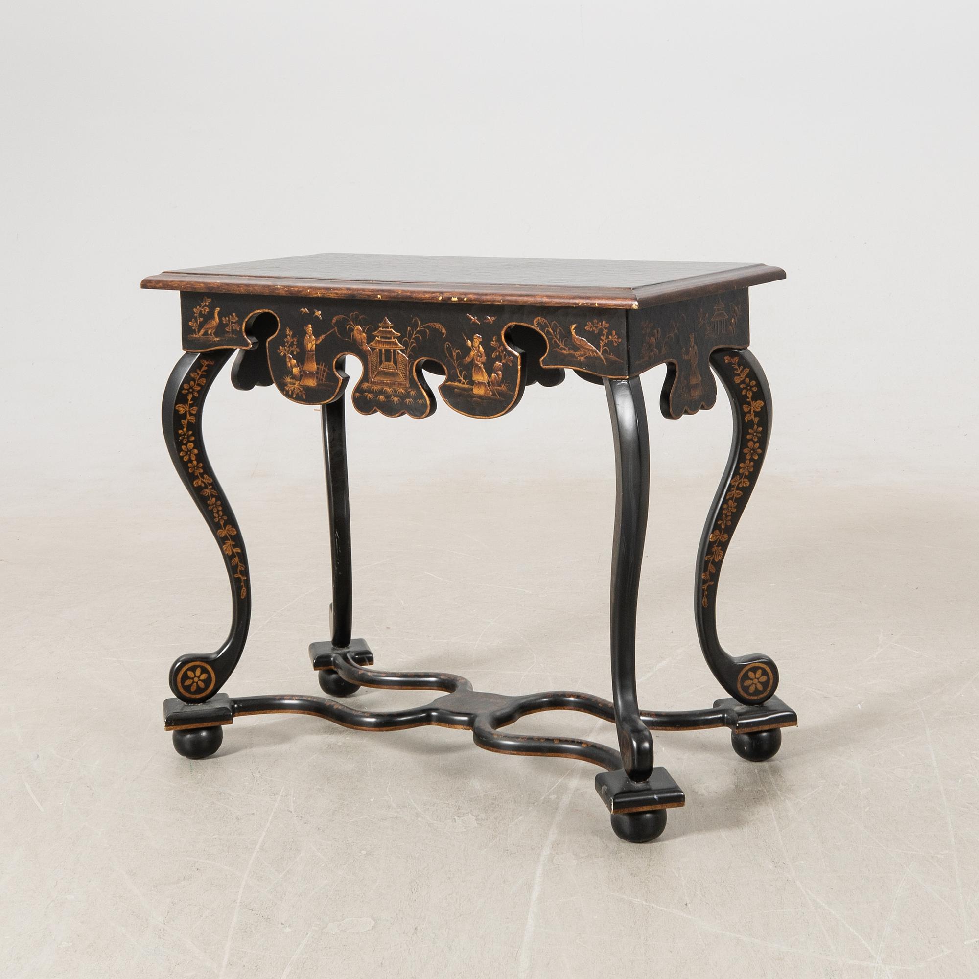 Side table China European style 20th century.