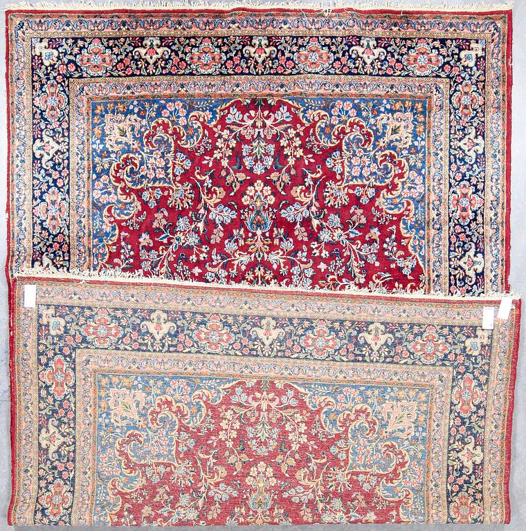 MATTA, semiantik/old Kirman. Ca 319 x 208,5.