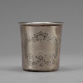 PARTI SILVER, 2 delar, bla Nils Leonard Dahlström, Örebro 1864. Total vikt ca 127 gram.