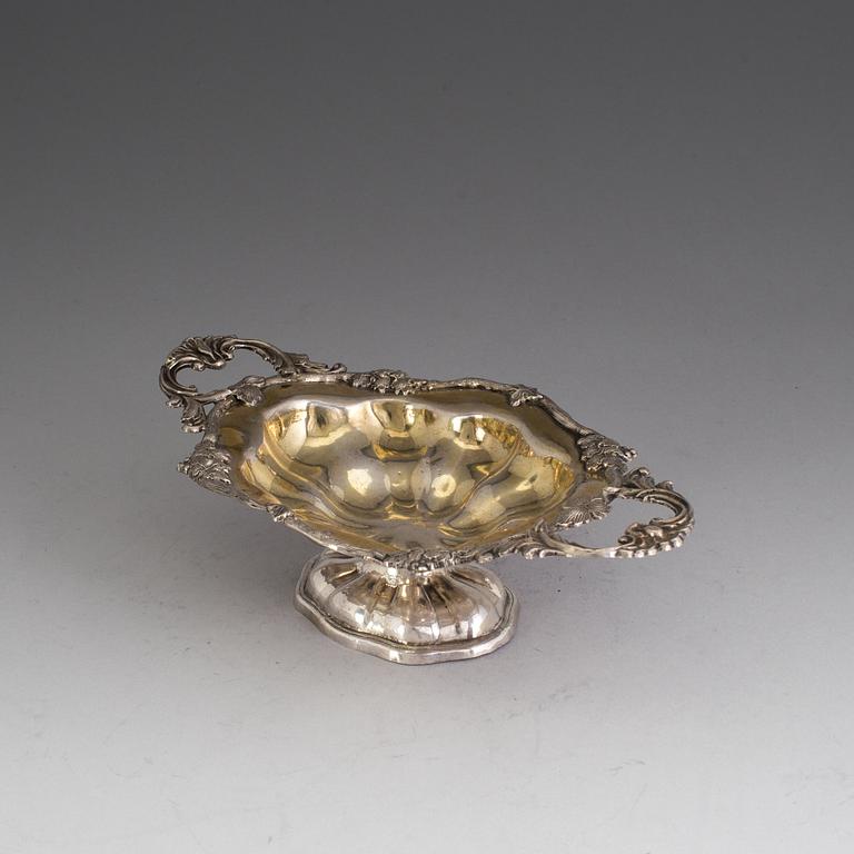 CAS, konfektskål, silver, S:t Petersburg 1800-talets mitt.