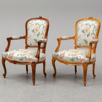 Two Rococo-style armchairs, 20th ct.