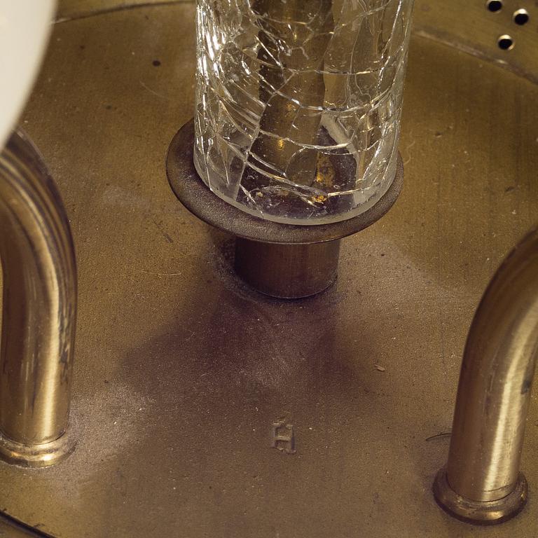 TAKLAMPA, 1940/1950-tal.  Tot. höjd 58 cm.