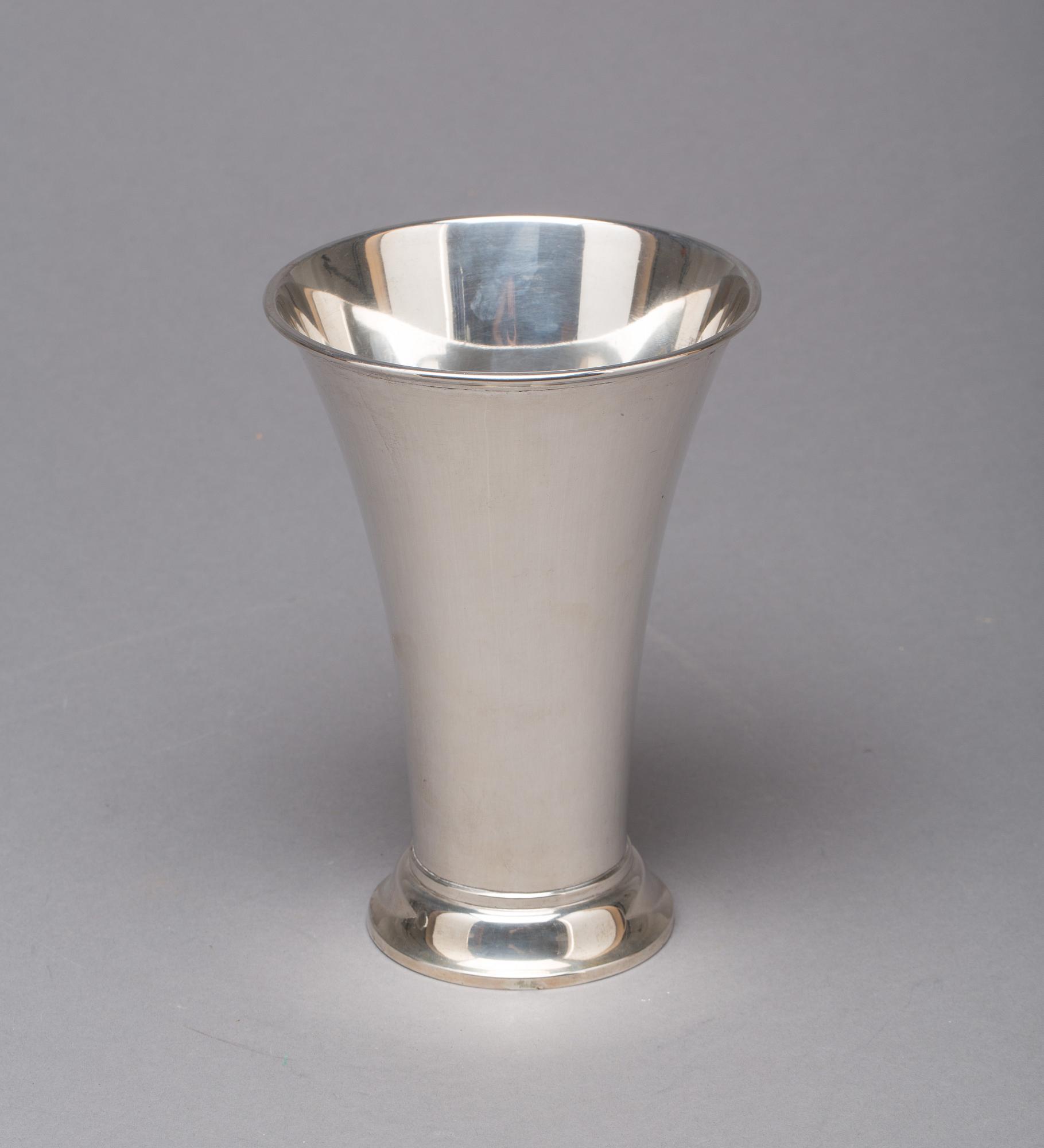 POKAL, silver.