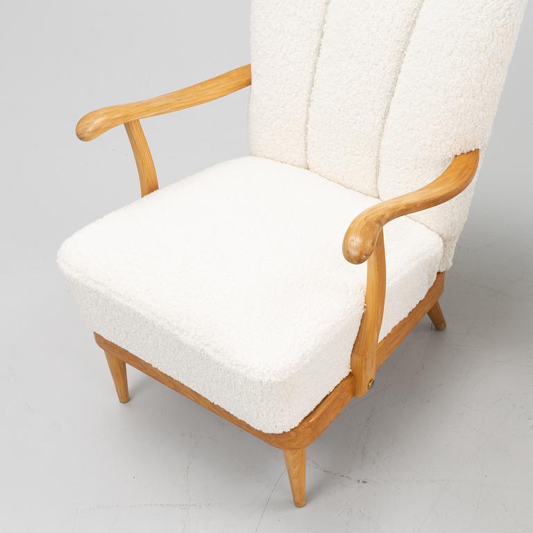 A pair of Swedish Modern armchairs, 1940's/50's.