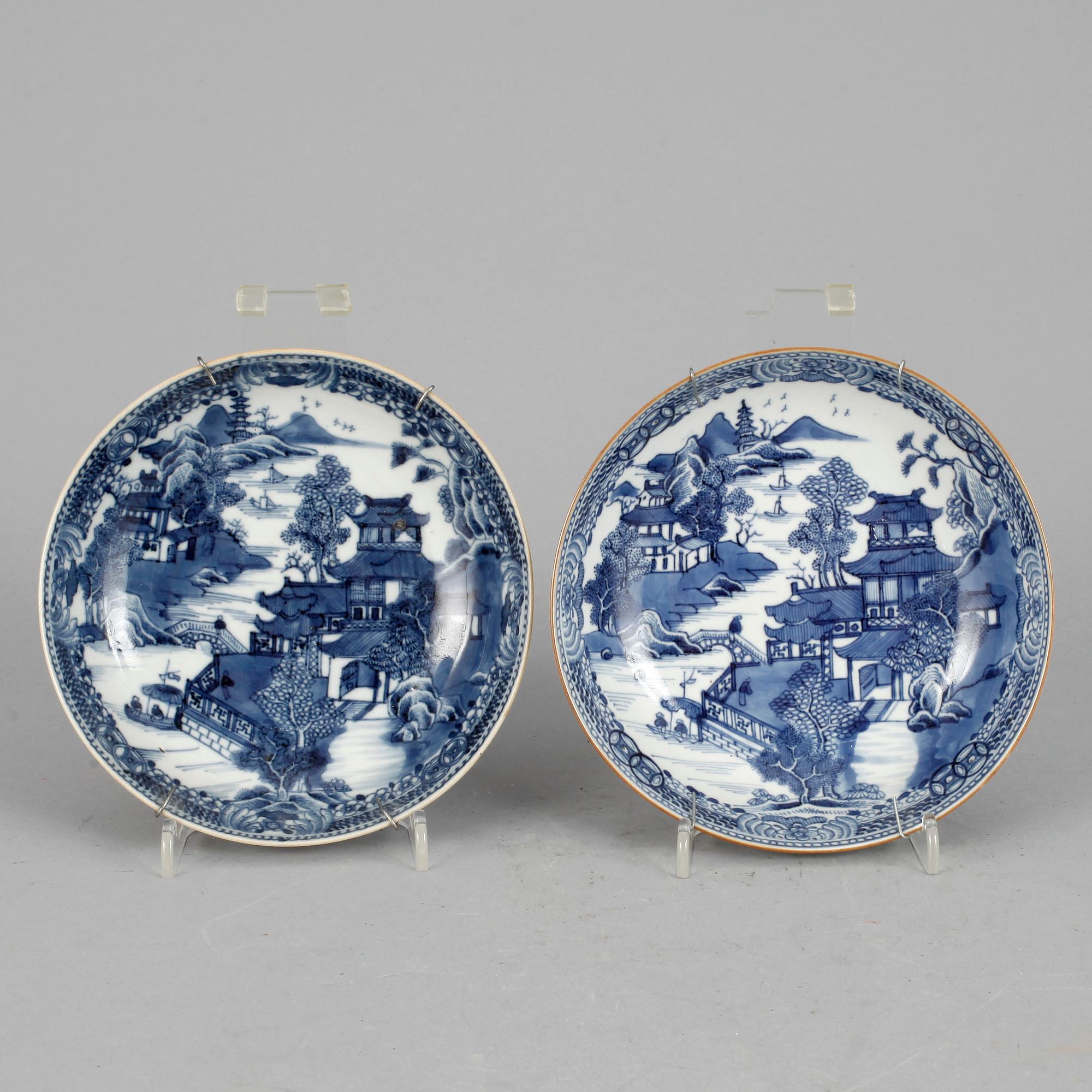 SKÅLFAT, 2 st, kompaniporslin, 1700-tal.