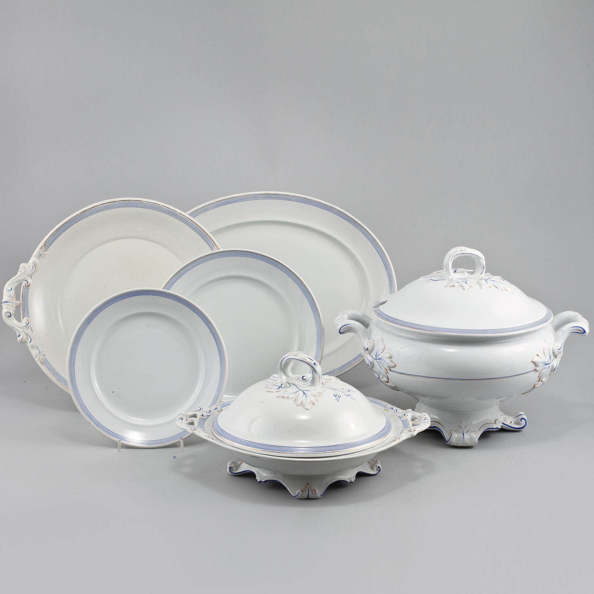 SERVISDELAR, 82 st, flintgods, Rörstrand, omkring 1900.