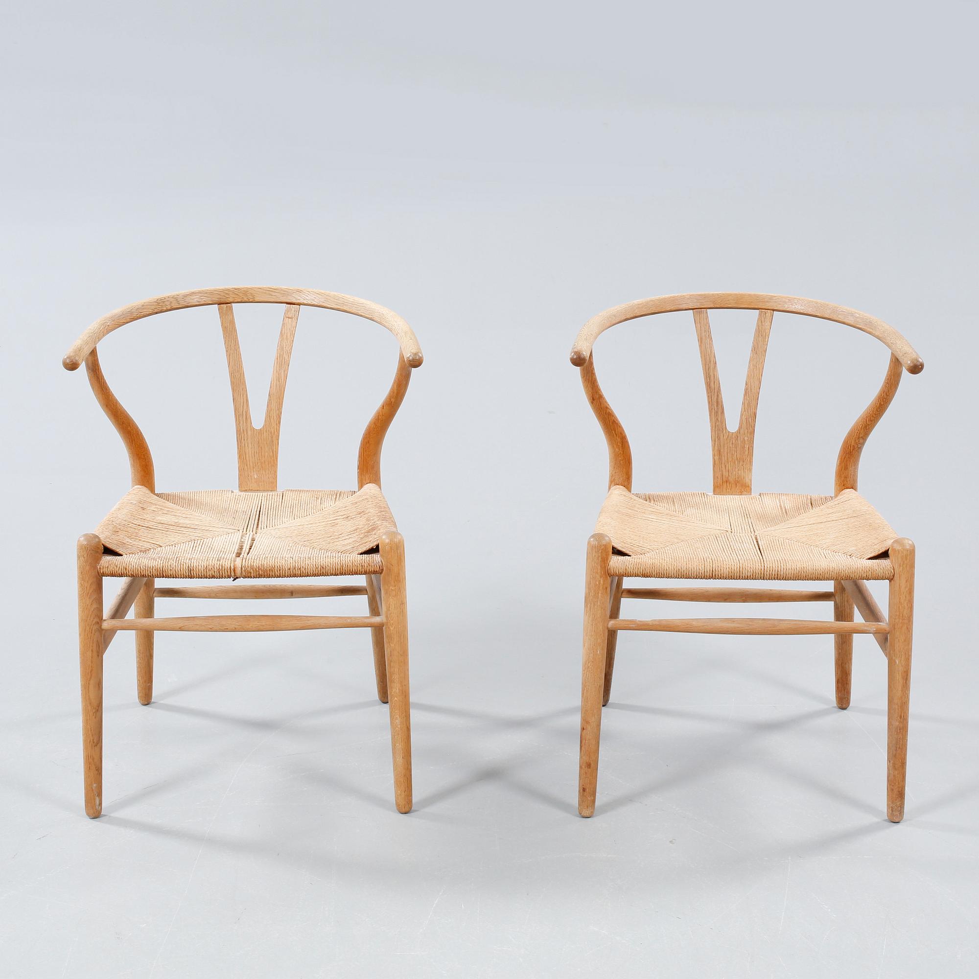 HANS J WEGNER, "Y-stolen", Carl Hansen & Son, Odense, modellen formgiven 1950.