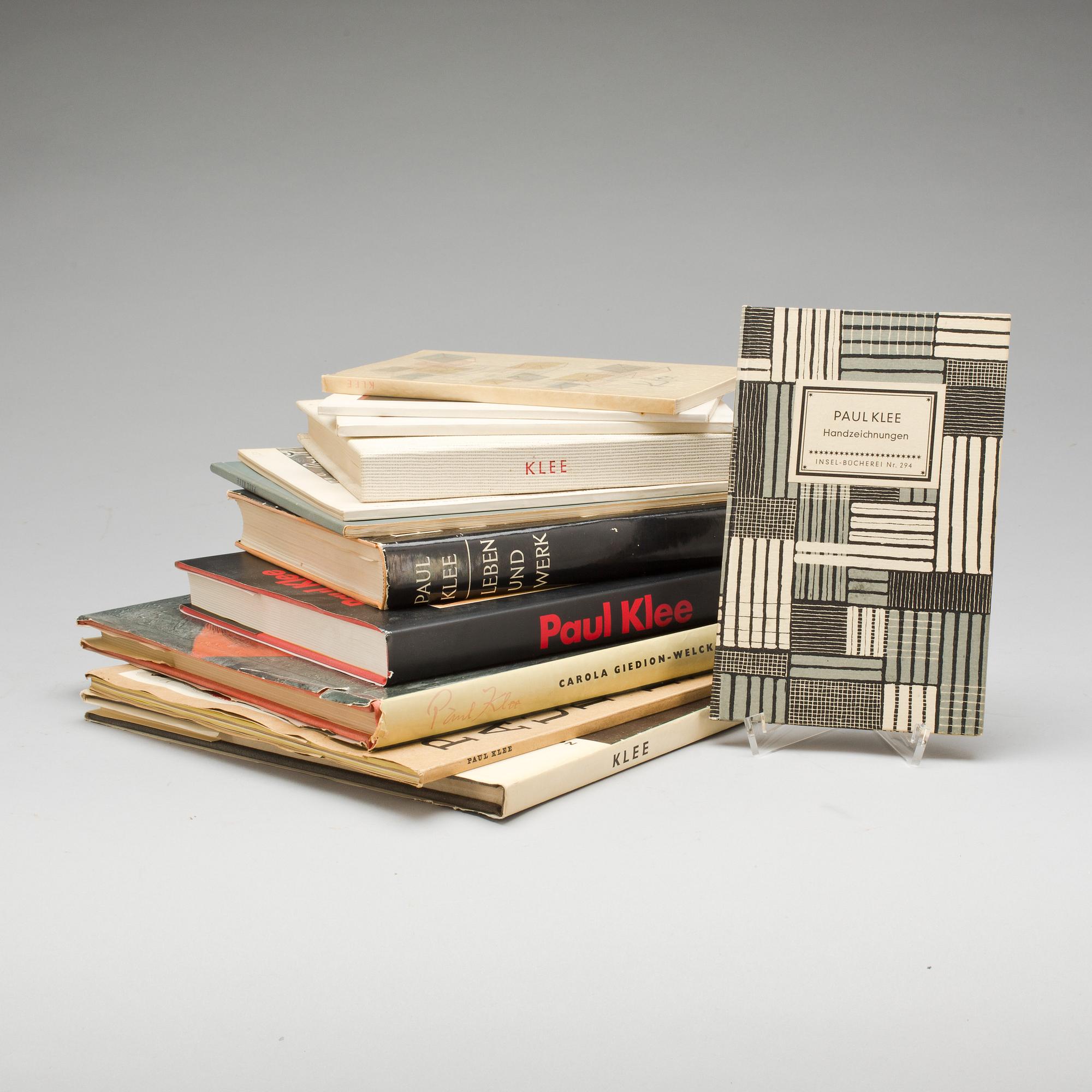 PARTI BÖCKER/HÄFTEN, 12 st. Paul Klee. Bl.a. "Paul Klee" av Malmö Konsthall, 1991.