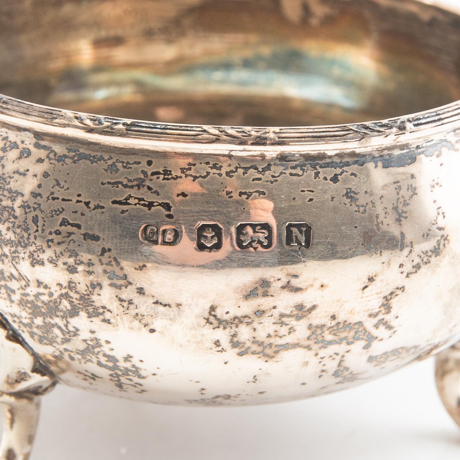 George Boot sockerskålar 1 par med skedar och tång silver Birmingham 1937.