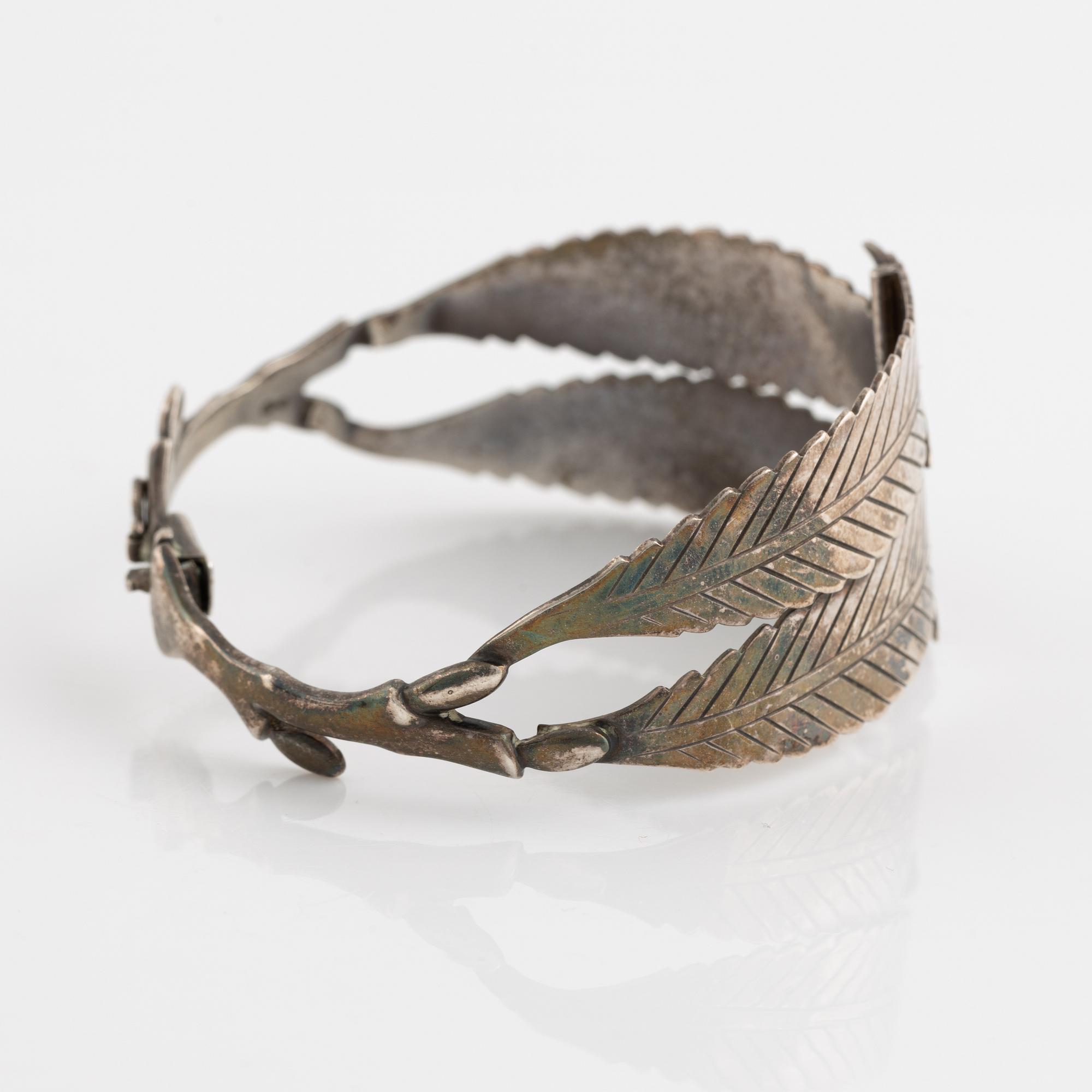 Gertrud Engel, armring, silver, Anton Michelsen, Danmark.