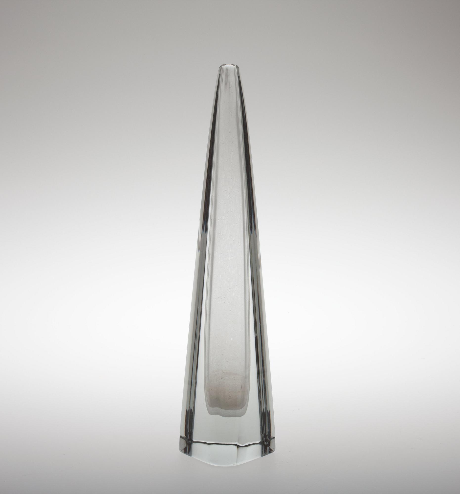 Kaj Franck, A GLASS SCULPTURE.