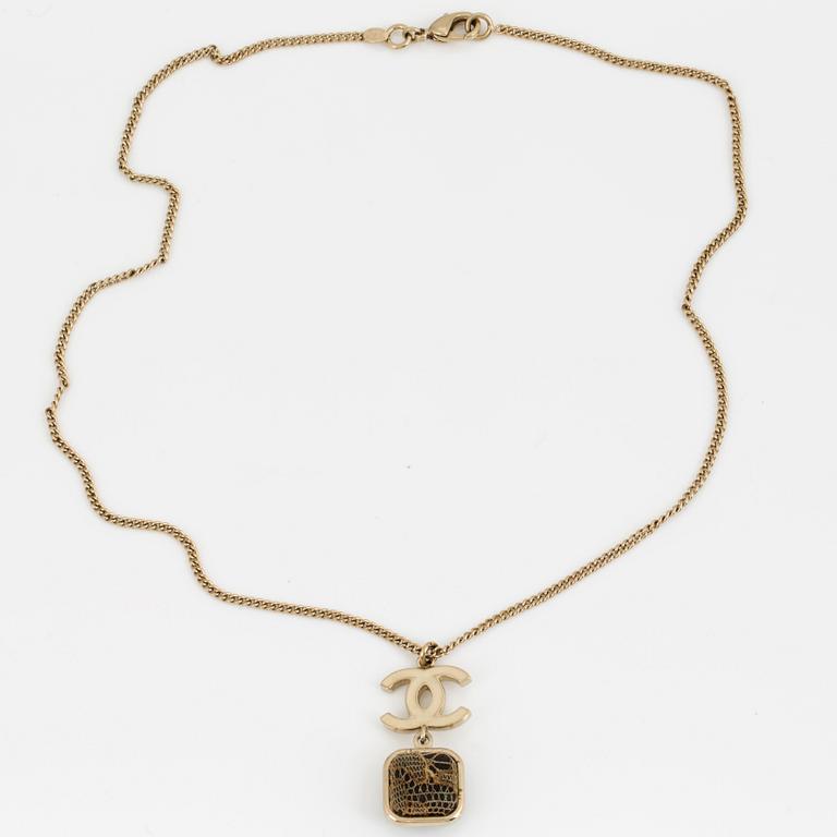 CHANEL, a 2006 necklace.