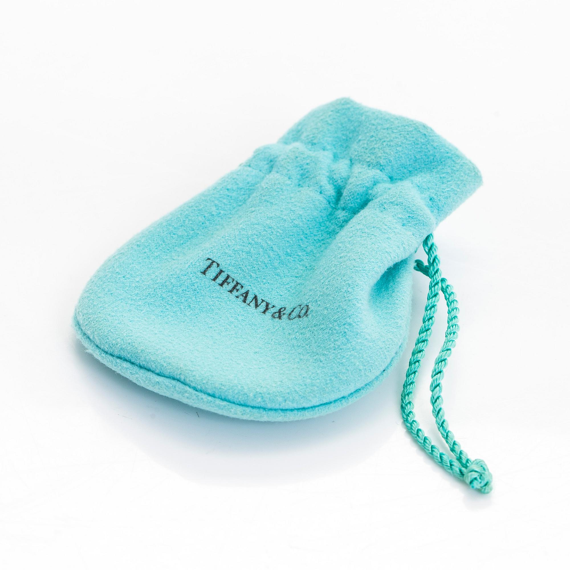 Tiffany & Co, Paloma Picasso, kaulakoru, "X Kiss", 18K kultaa.