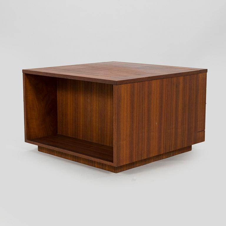 A 1960s/1970s bar cabinet / bar table.