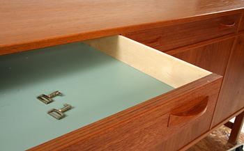 SIDEBOARD, 1950-tal.