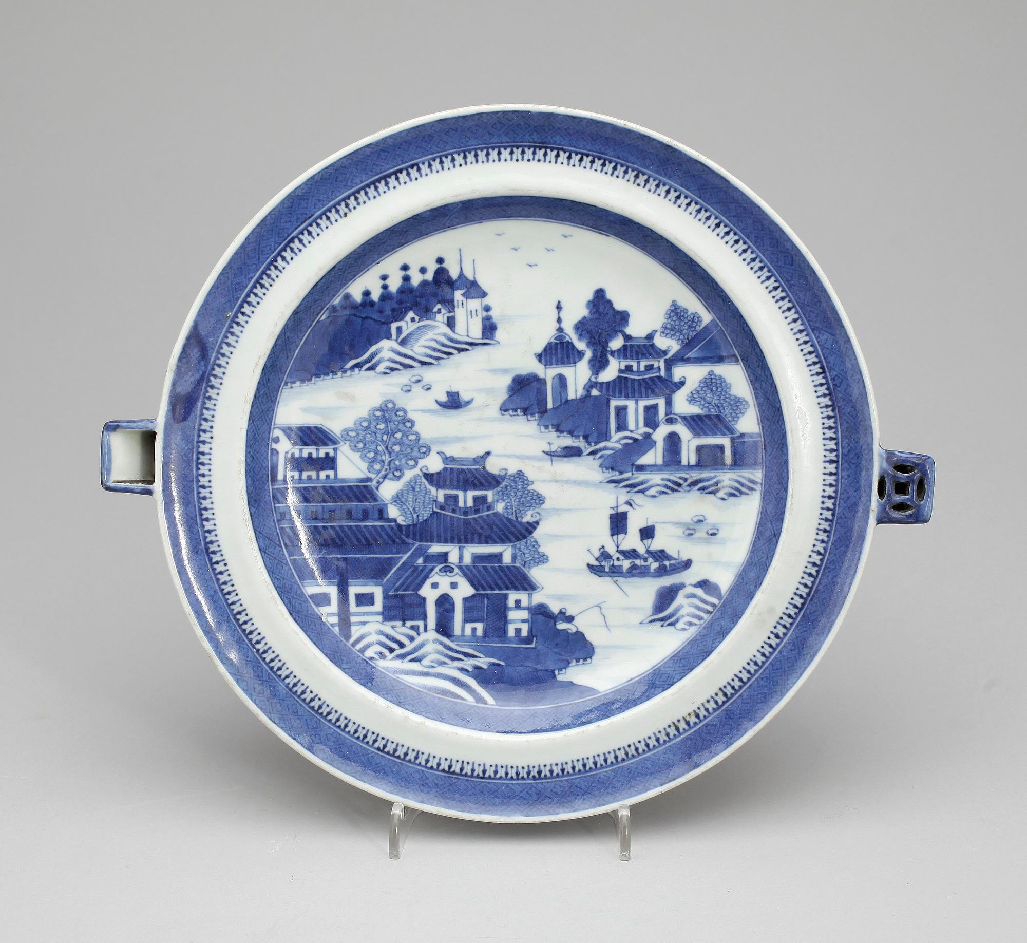 VÄRMEFAT, 3 st, porslin, Kina, Jiaqing ( 1796-1820).