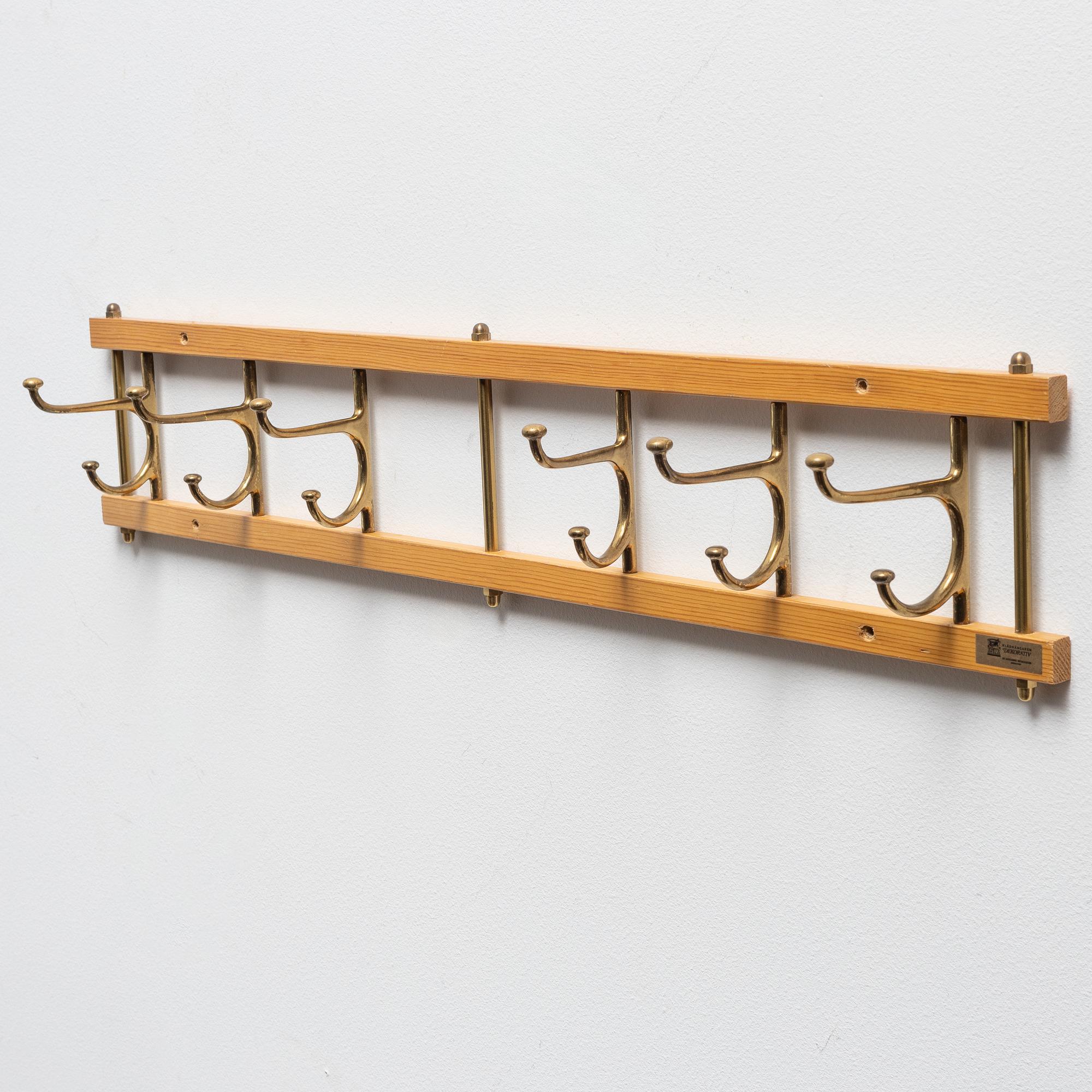 A 'Dekorativ' coat hanger, Skoglunds metallgjuteri, Anderstorp, 1950s/60s.