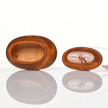 Hans Sunna, a lidded sugar bowl.