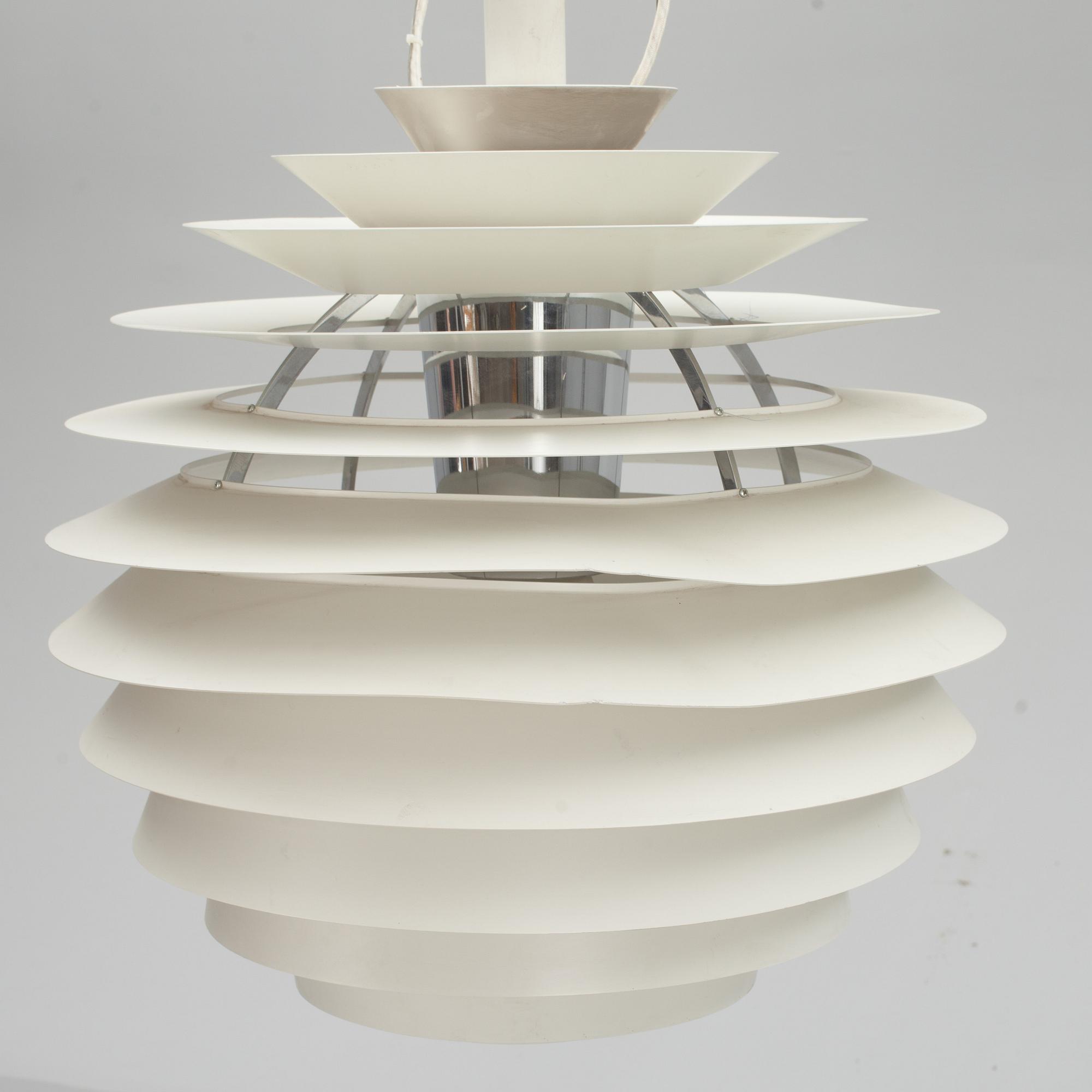 TAKLAMPA, "PH Globe", Poul Henningsen för Louis Poulsen. Höjd c:a 60 cm.