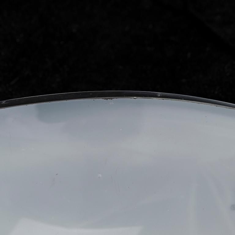 Gunnel Nyman, skål, "Äggskalet", signerad Gunnel Nyman Iittala. Formgiven 1947.