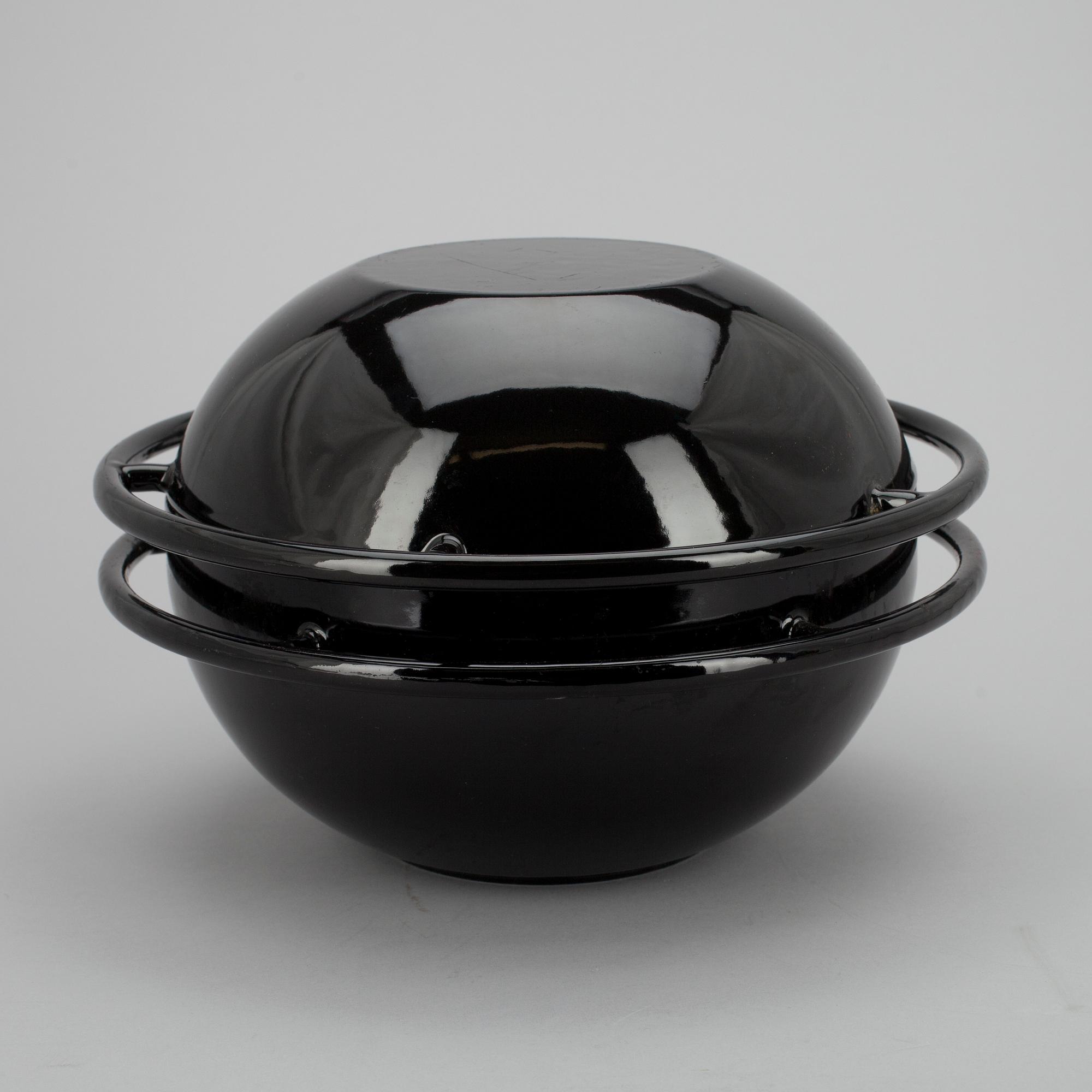 GRYTA, "Saturnus" gjutjärn och emalj, Timo Sarpaneva, formgiven 1960 för Rosenlew.