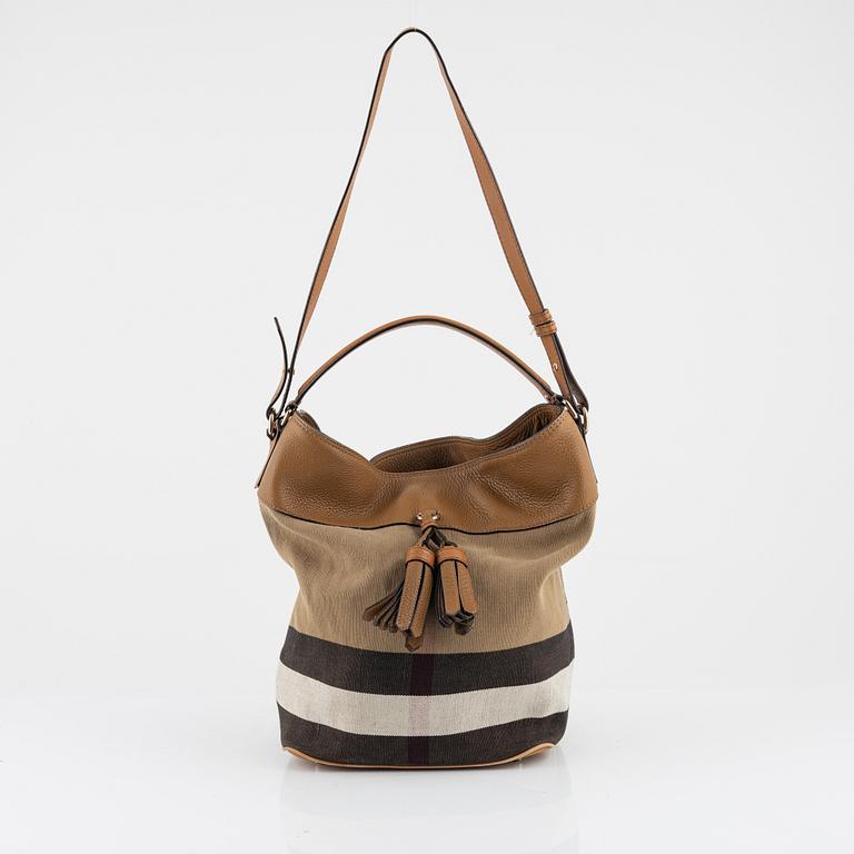 Burberry, väska, "Bucket bag".