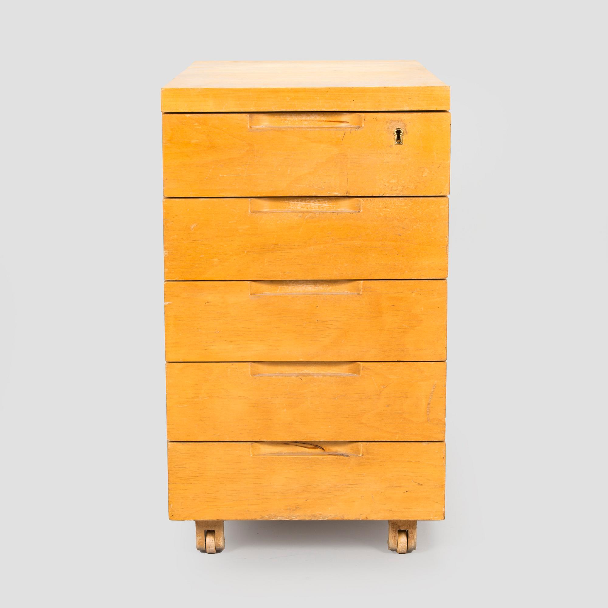 Aino Aalto, hurts modell B96, O.Y. Huonekalu-ja Rakennustyötehdas A.B. 1900-talets mitt.