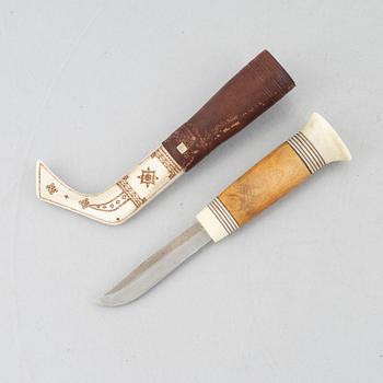 Torsten Fankki, a reindeer horn knife.