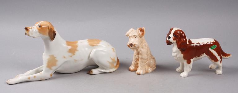 FIGURINER, 3 st, keramik Bla Beswick, England samt USSR.