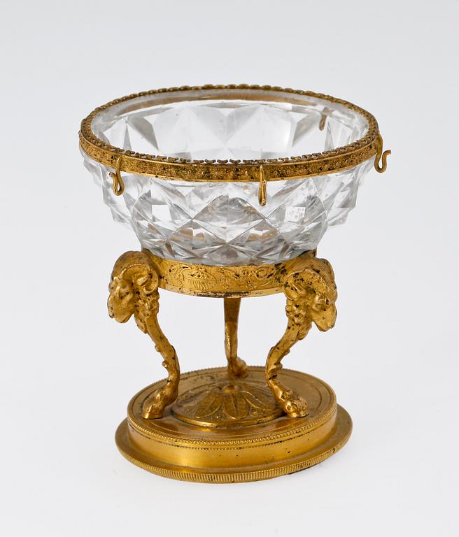 SALTKAR, glas och brännförgylld brons, empir, 1800-talets början.