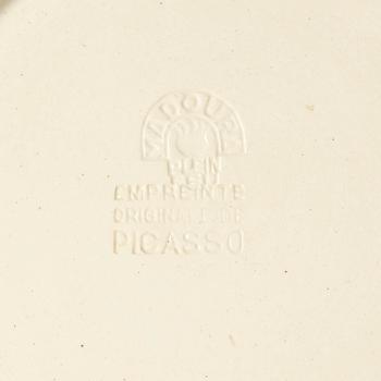 Pablo Picasso, fat, fajans, "Bouquet à la pomme" (A.R. 305), Madoura, Vallauris, Frankrike, efter 1956.